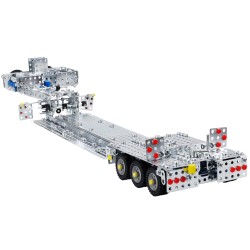 eitech - LKW mit Tieflader